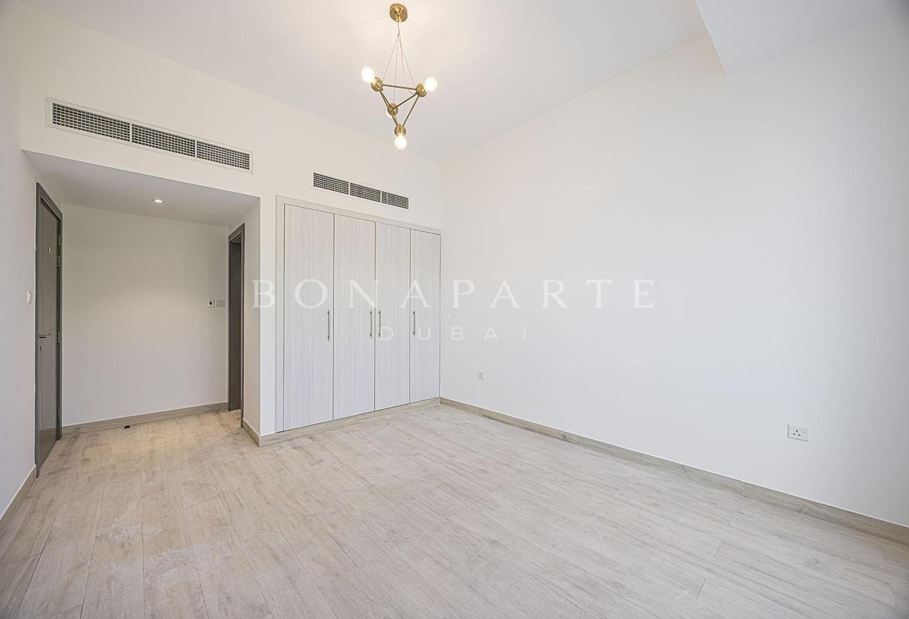 Skyline Views | Exclusive Villa | Vacant photo 10