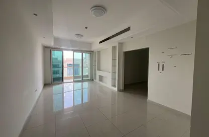Apartment - 2 Bedrooms - 3 Bathrooms for rent in Al Khan Lagoon - Al Khan - Sharjah