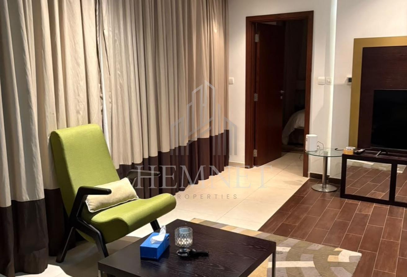 Premium 1BR | Elegant Finishes | Balcony photo 3