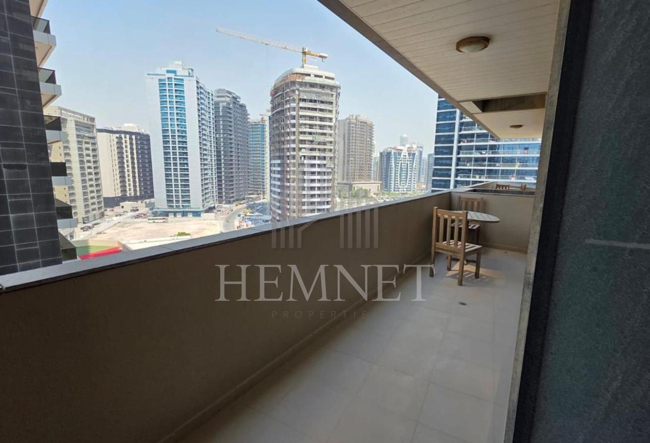 Premium 1BR | Elegant Finishes | Balcony photo 12