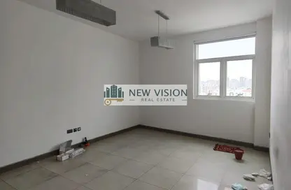 Apartment - 2 Bedrooms - 3 Bathrooms for rent in Rolla Square - Rolla Area - Sharjah