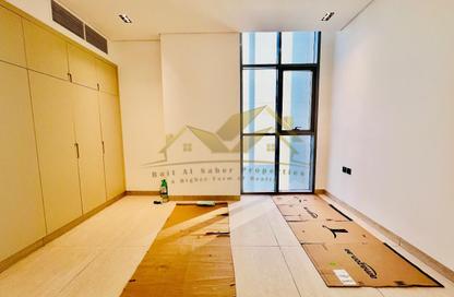 Apartment - 2 - 3 for rent in Ayhaco 7 - Jumeirah Garden City - Al Satwa - Dubai