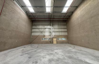 Warehouse - Studio for rent in Al Quoz Industrial Area - Al Quoz - Dubai