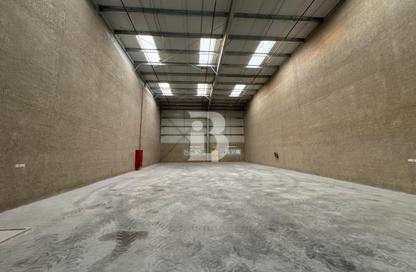 Warehouse - Studio for rent in Al Quoz Industrial Area - Al Quoz - Dubai