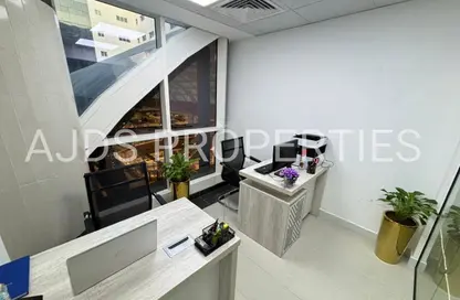مكتب - غرفة نوم - 1 حمام للايجار في مبنى بيزنس اتريوم - عود ميثاء - بر دبي - دبي