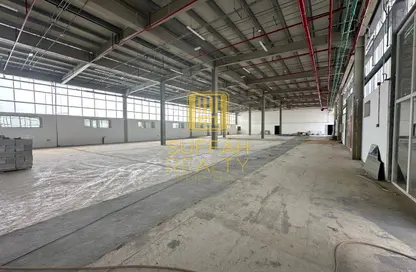 Warehouse - Studio - 2 Bathrooms for rent in Al Qusais Industrial Area 2 - Al Qusais Industrial Area - Al Qusais - Dubai