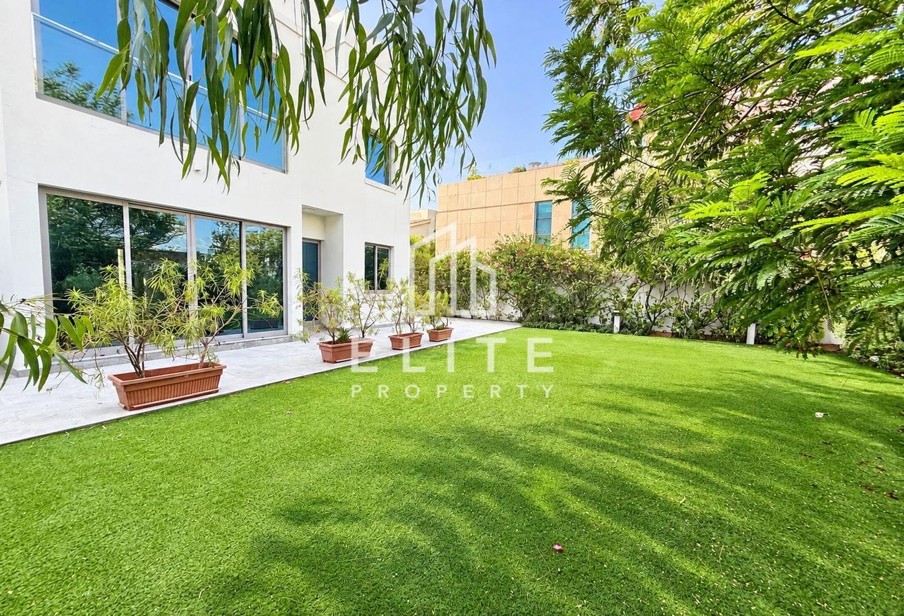 Upgraded 3BR + Maid | Corner Villa | Garden photo 25
