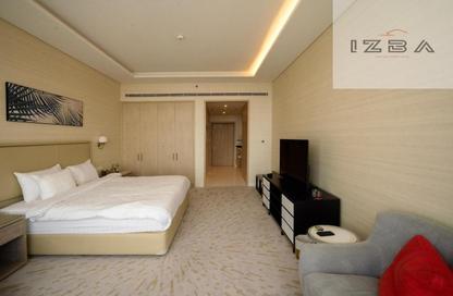Apartment - Studio - 1 for rent in The Palm Tower - Palm Jumeirah - Dubai