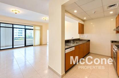 Apartment - 3 - 2 for rent in Al Ghaf 2 - Al Ghaf - Greens - Dubai