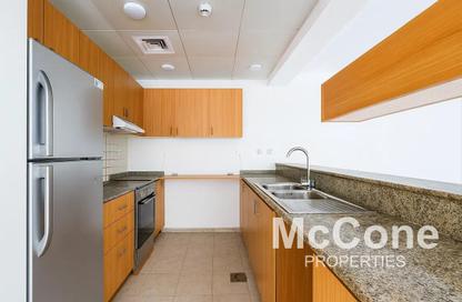 Apartment - 3 - 2 for rent in Al Ghaf 2 - Al Ghaf - Greens - Dubai