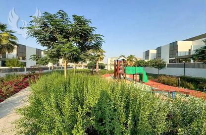 Townhouse - 3 - 5 for sale in Viridian at the Fields - The Fields - District 11 - Mohammed Bin Rashid City - Dubai
