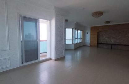 Apartment - 4 Bedrooms - 5 Bathrooms for rent in Al Majaz 3 - Al Majaz - Sharjah