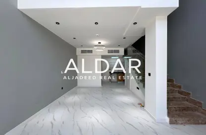 فيلا - غرفة نوم - 2 حمامات للايجار في روكان 3 - روكان - دبي لاند - دبي