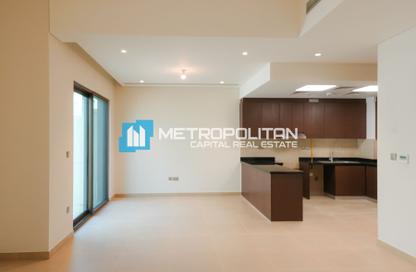 Villa - 3 - 4 for sale in Bloom Living - Zayed City (Khalifa City C) - Khalifa City - Abu Dhabi