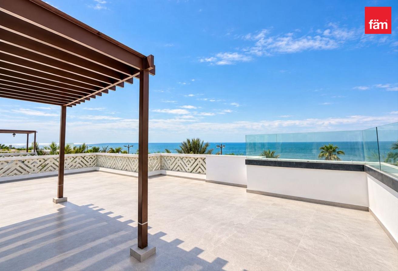 Rare Garden | Full Sea View | Private Cinema photo 4