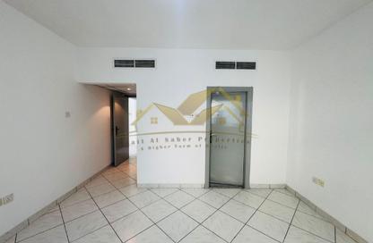 Apartment - 2 - 3 for rent in Al Mankhool - Bur Dubai - Dubai