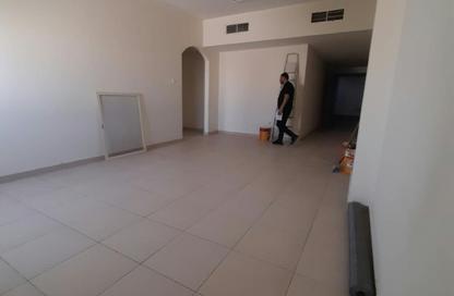 Apartment - 1 - 1 for rent in Al Butina 9 Building - Al Butina - Sharjah