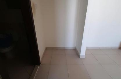 Apartment - 1 - 1 for rent in Al Butina 9 Building - Al Butina - Sharjah