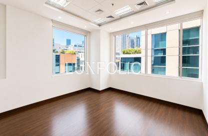 Office Space - Studio for rent in Bay Square Building 12 - Bay Square - Business Bay - Dubai