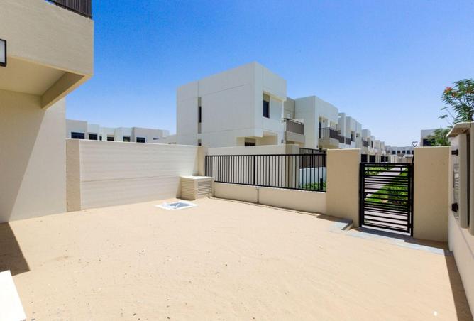 83243207 - Property Main Image