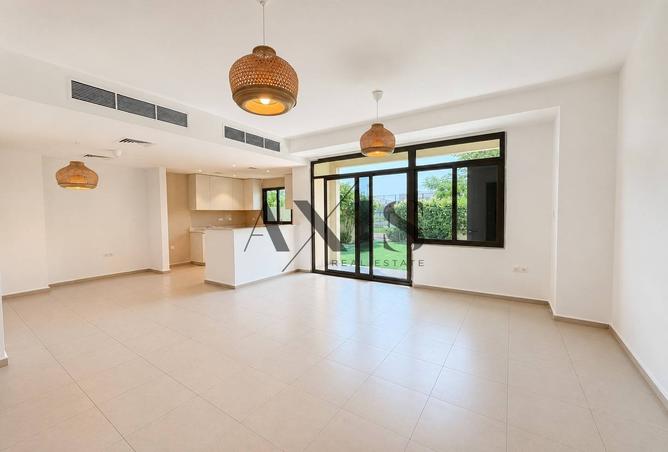 127005237 - Property Image 2