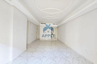 Apartment - 3 Bedrooms - 3 Bathrooms for rent in Muwaileh Commercial - Sharjah