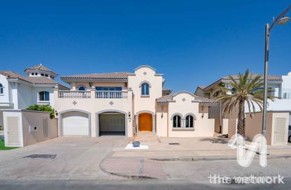 Villa - 4 Bedrooms - 5 Bathrooms for rent in Garden Homes Frond O - Garden Homes - Palm Jumeirah - Dubai
