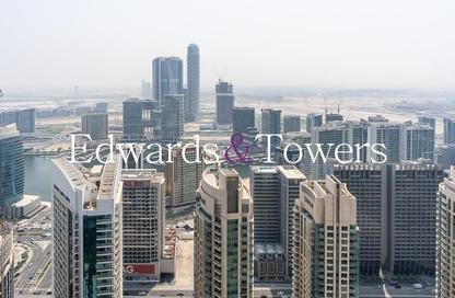 Apartment - 2 Bedrooms - 2 Bathrooms for rent in Burj Royale - Downtown Dubai - Dubai