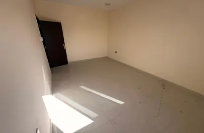 Apartment - 2 Bedrooms - 2 Bathrooms for rent in Al Jurf 2 - Al Jurf - Ajman Downtown - Ajman