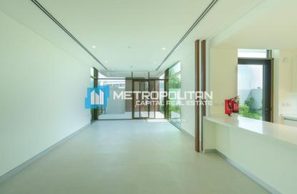 Townhouse - 3 - 5 for rent in Nad Al Dhabi - Al Jubail Island - Abu Dhabi
