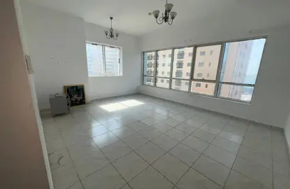 Apartment - 3 Bedrooms - 4 Bathrooms for rent in New Al Taawun Road - Al Taawun - Sharjah