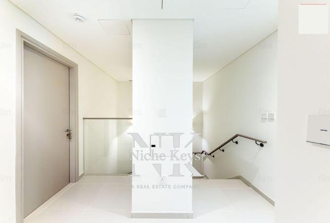 128810976 - Property Image 3