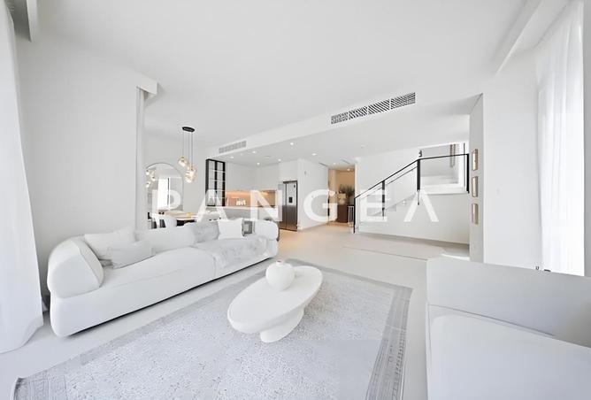 127007233 - Property Image 2