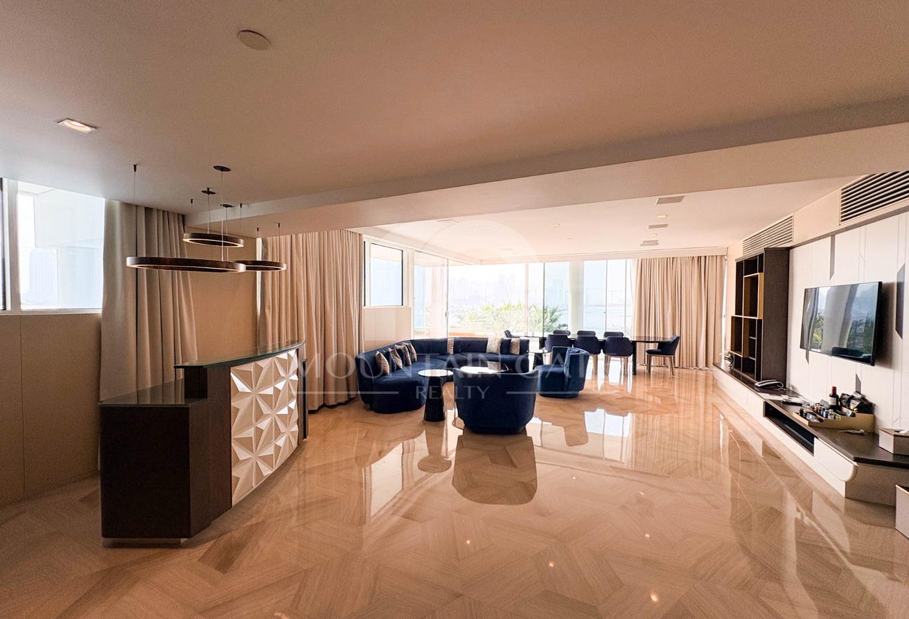 1 of 1 Penthouse | Private Pool | large layout photo 4