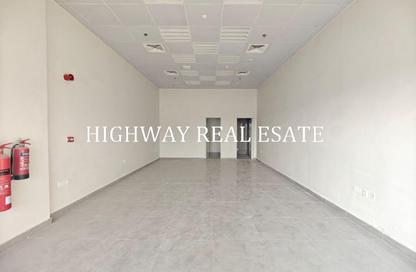 Shop - Studio - 1 for rent in Muwaileh 3 Building - Muwaileh - Sharjah