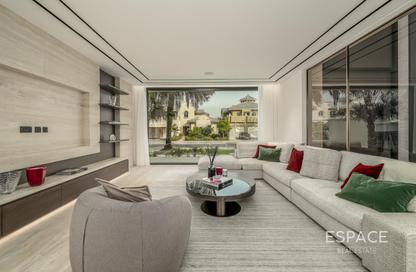 Villa - 4 Bedrooms - 5 Bathrooms for sale in Garden Homes Frond O - Garden Homes - Palm Jumeirah - Dubai Villa - 4 Bedrooms - 5 Bathrooms for sale in Garden Homes Frond O - Garden Homes - Palm Jumeirah - Dubai