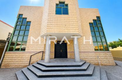 Villa - 5 - 4 for rent in Umm Suqeim 1 Villas - Umm Suqeim 1 - Umm Suqeim - Dubai
