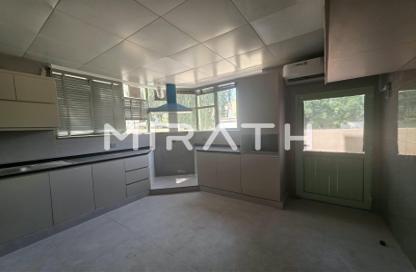 Villa - 5 - 4 for rent in Umm Suqeim 1 Villas - Umm Suqeim 1 - Umm Suqeim - Dubai