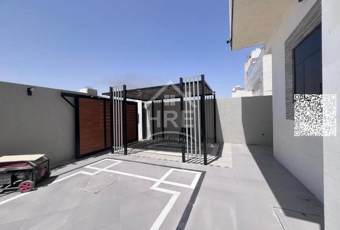 64042389 - صورة العقار 3