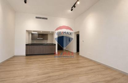 Apartment - 2 Bedrooms - 2 Bathrooms for rent in Tower 1 - Al Reef Downtown - Al Reef - Abu Dhabi