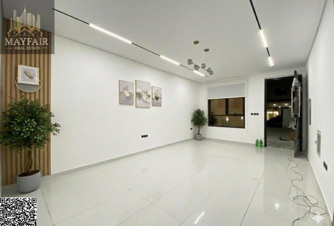 114165506 - Property Image 2