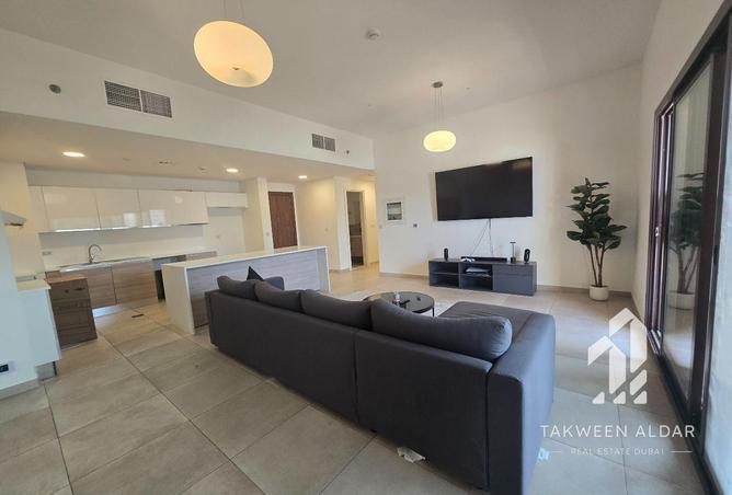 83643007 - Property Image 2