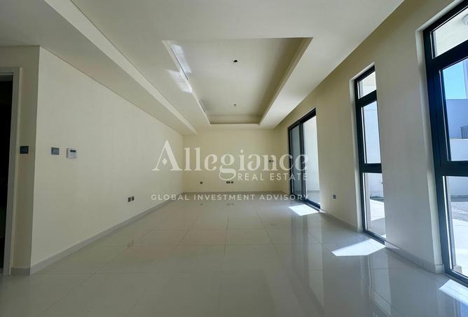 144605140 - Property Image 2