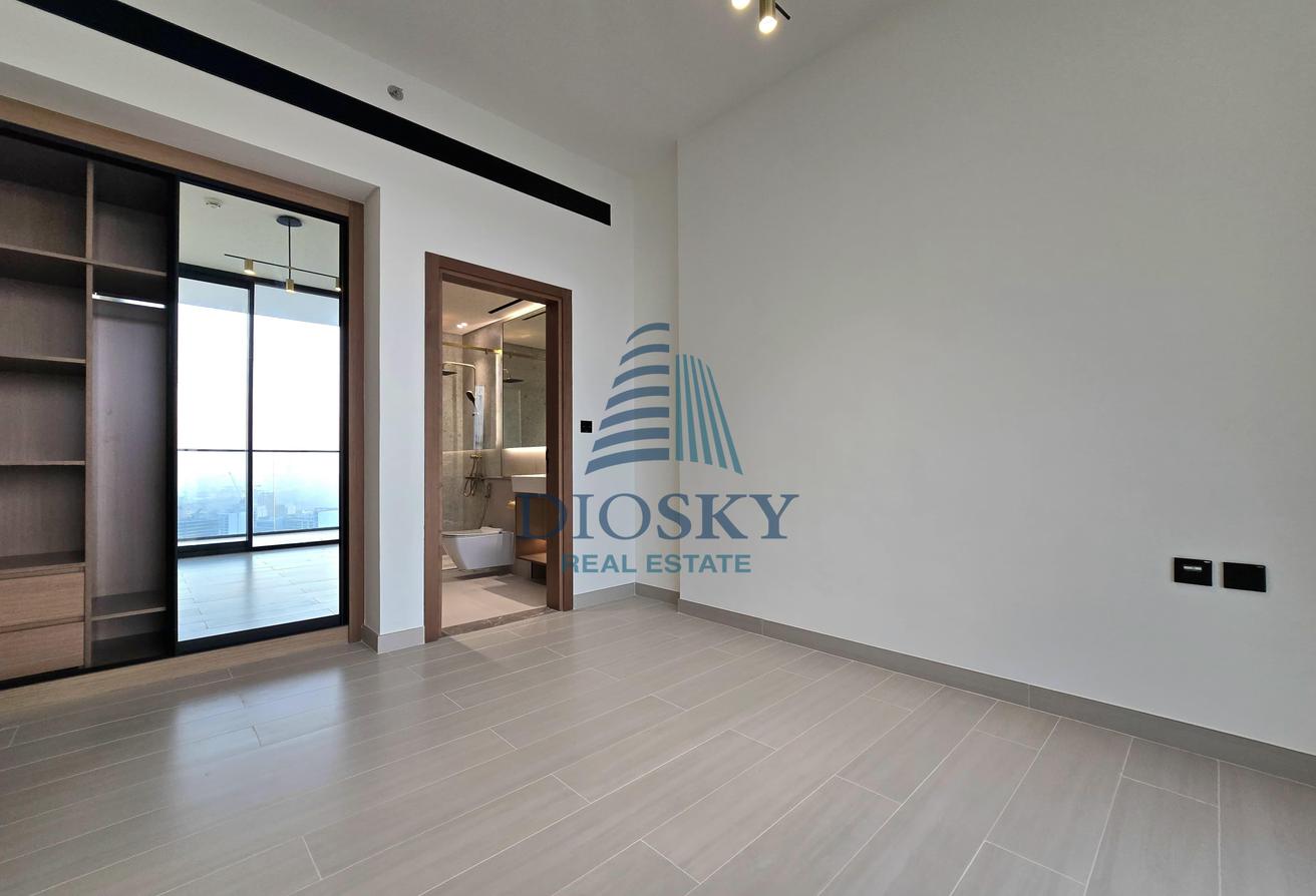 Luxury Finished | Spacious | Ready to Move photo 8