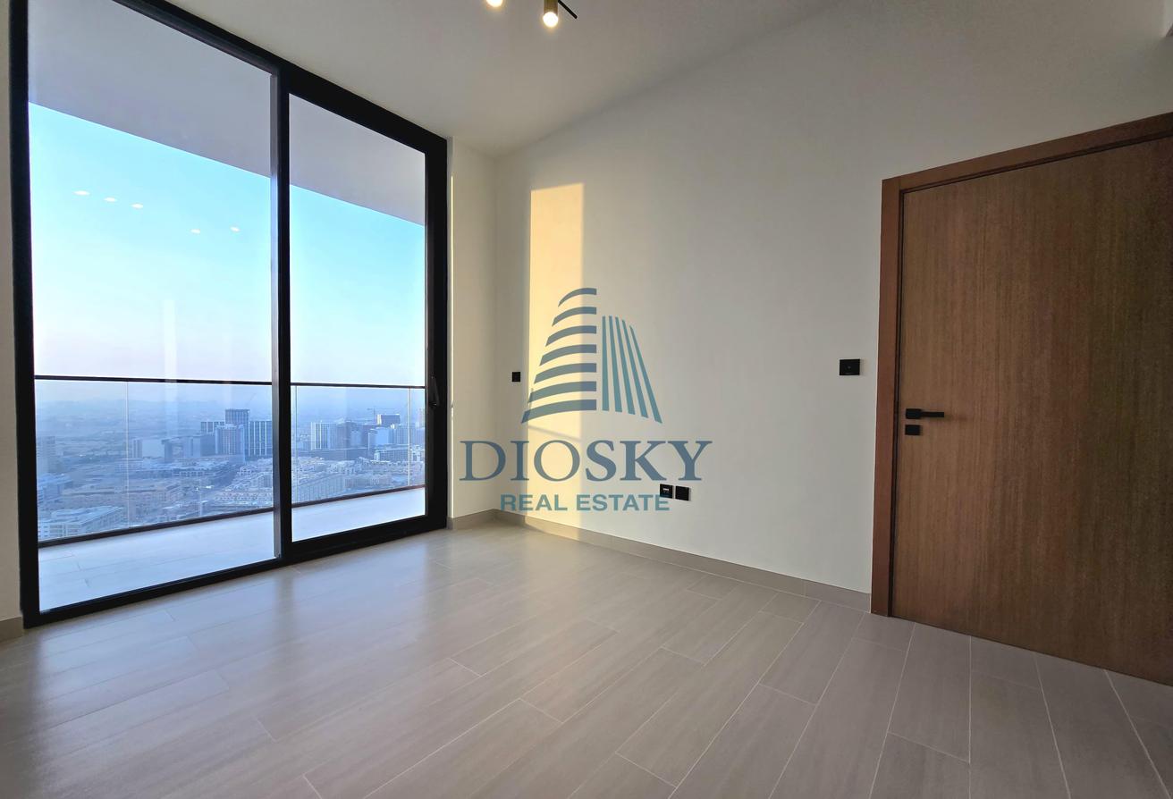 Luxury Finished | Spacious | Ready to Move photo 6