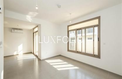 Townhouse - 3 Bedrooms - 3 Bathrooms for rent in Zahra Townhouses - Town Square - Dubai