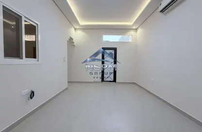 شقة - غرفة نوم - 2 حمامات للايجار في منطقة المرور - أبوظبي شقة - غرفة نوم - 2 حمامات للايجار في منطقة المرور - أبوظبي