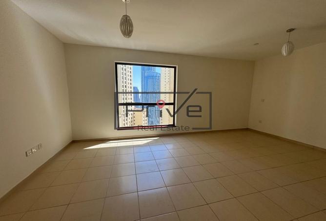 100842395 - Property Main Image