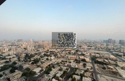 Apartment - 2 - 3 for rent in Corniche Tower - Ajman Corniche Road - Ajman