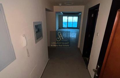 Apartment - 2 - 3 for rent in Corniche Tower - Ajman Corniche Road - Ajman